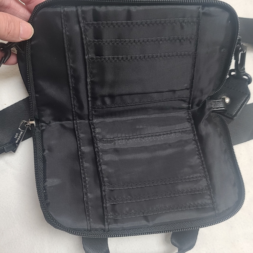 Madden Girl Black MiniCrossbody Bag with Detachable Zip Change Pouch - Picture 2 of 13